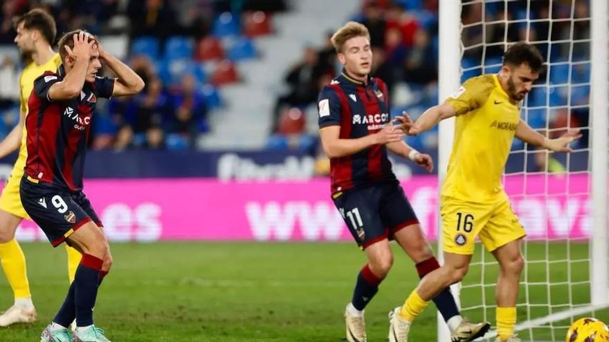 El Levante tropieza con la misma piedra (0-0)