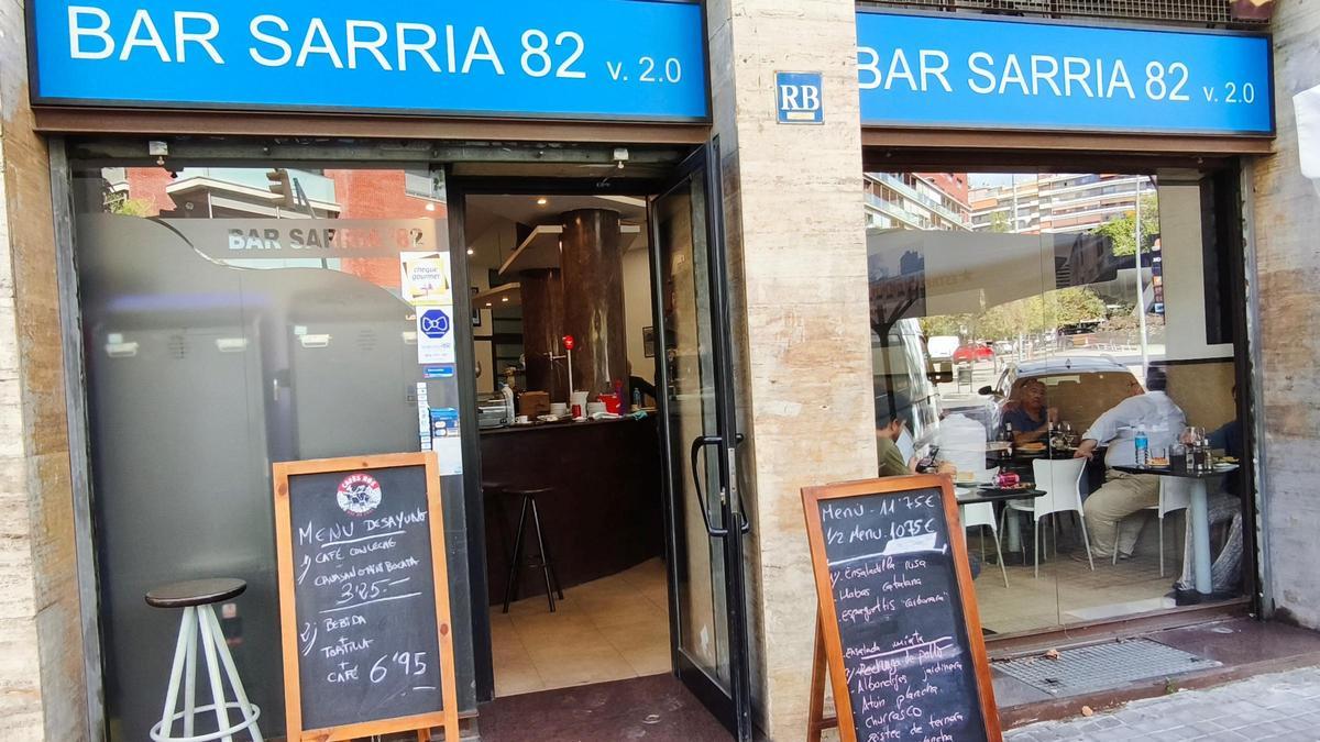 La entrada de Bar Sarrià 82.