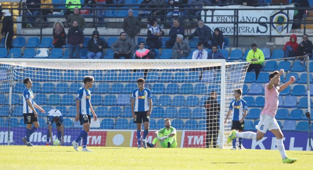 El Hércules desperdicia la ocasión y no pasa del empate ante el AE Prat