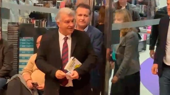 Xavi Torres presenta su libro 'Jo vaig viure a La Masia'