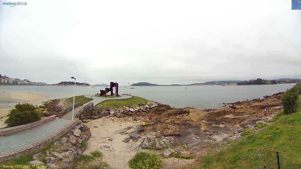 Imagen de la cámara de Meteogalicia en la playa de Santa Marta, en Baiona.