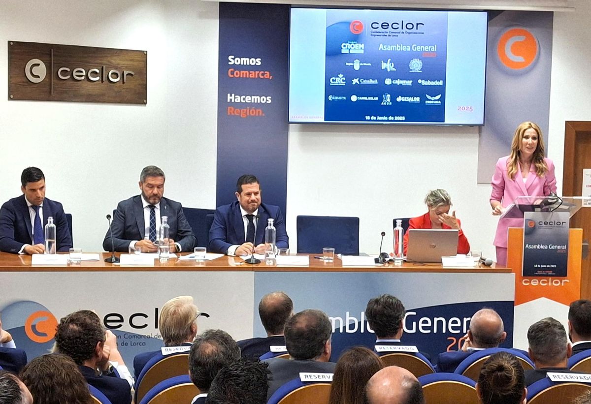 Marisa López durante su intervención en la sede de Ceclor.