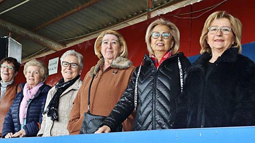 El Yeclano en femenino