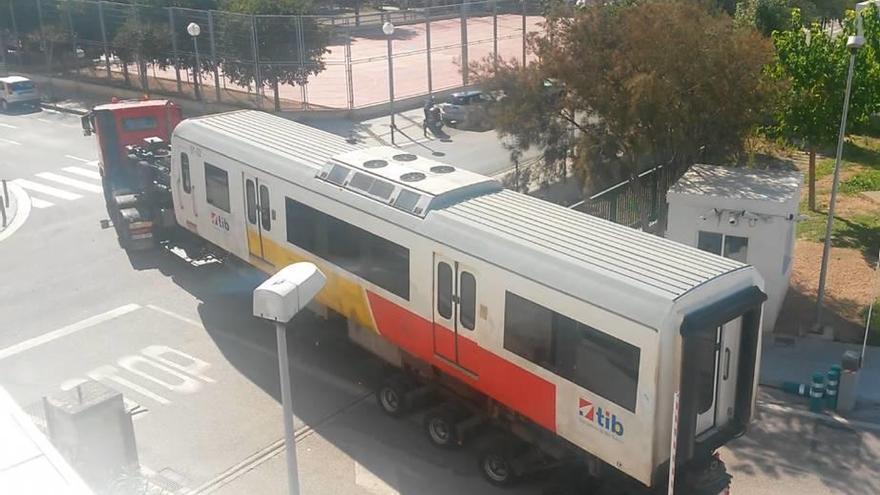 Una unidad de tren marcha a La Provenza