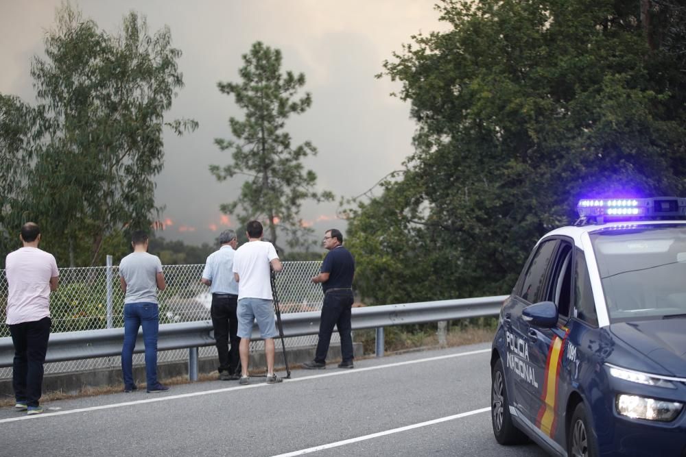 Domingo negro de incendios en Galicia