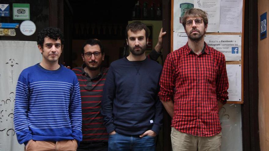 Roger Illa, Arnau Vallvé, Martí Maymo i Guillem Gisbert, components de Manel