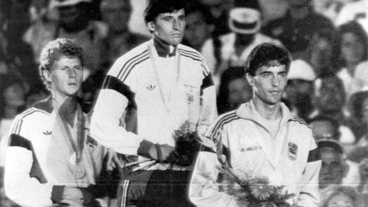 Abascal, compartiendo podio con Coe y Cram en Los Ángeles-84.