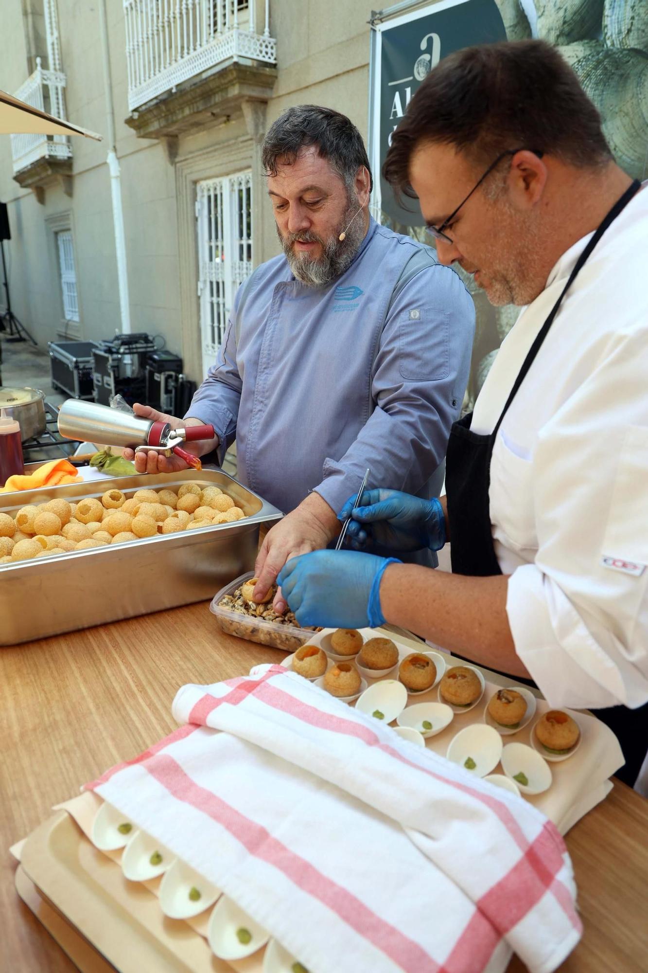 Un momento del XVII Capítulo da Orde da Ameixa de Carril.