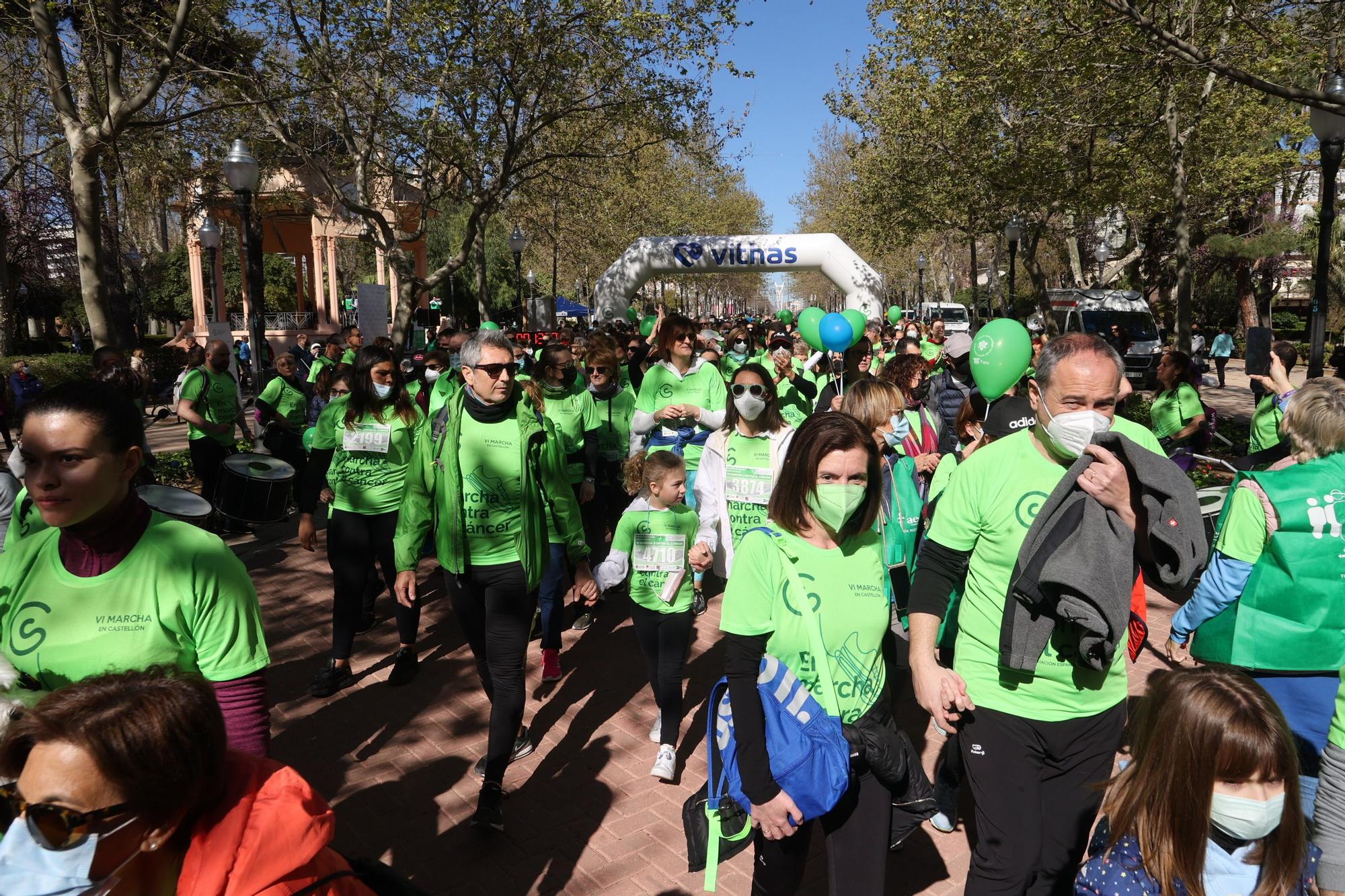 Búscate en la marcha verde contra el cáncer de Castellón - El Periódico  Mediterráneo