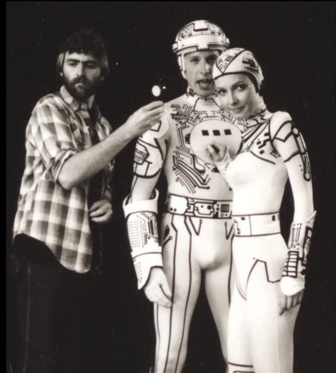 Cindy Morgan y Bruce Boxleitner, en el rodaje de 'Tron'.