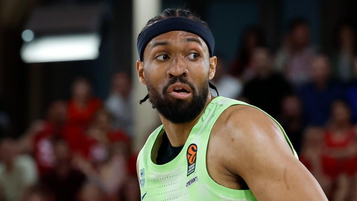 Jabari Parker, en un partido con el Barça