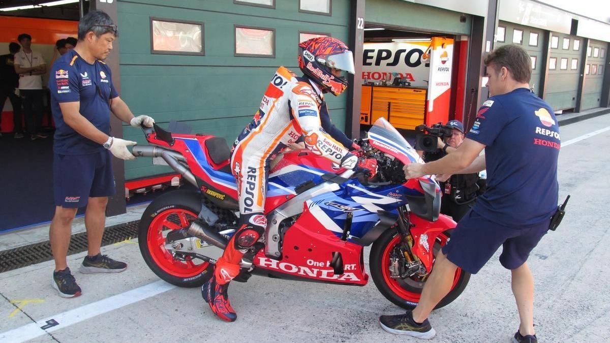 Marc Márquez (Honda) ha empezado hoy, en Misano, el test con la RC213V del próximo año.