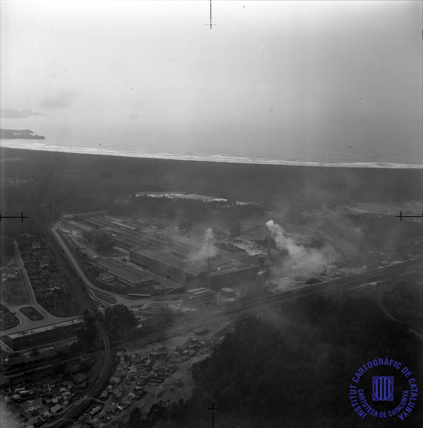 Un vuelo al pasado: así era Asturias, desde el aire, en 1962