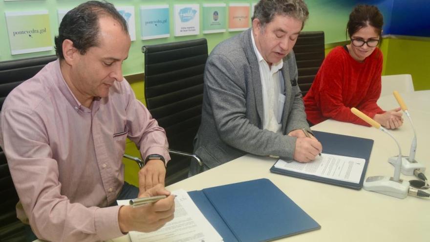 Lago y Lores firman el convenio