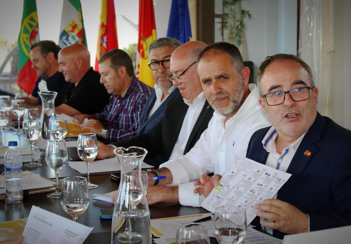 Miembros de la Alianza Territorial Europea, con Paco Martín Simón, César Herrero o Leopoldo Martins.