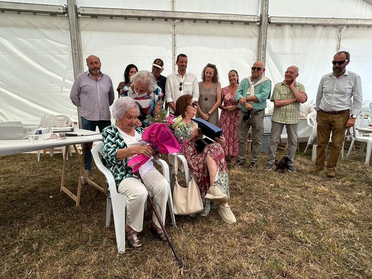 EN IMÁGENES: San Martín de Laspra dinde tributo a su vecina más longeva