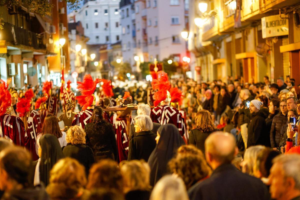 El Cabanyal vive con solemnidad el Miércoles Santo del Prendimiento y la Lanzada
