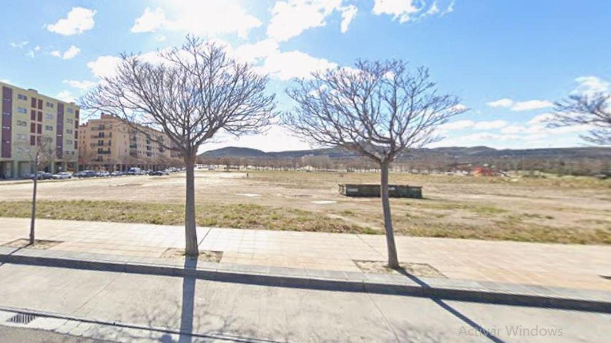 Parcela en la que se situará el nuevo centro de Atades en Zaragoza.