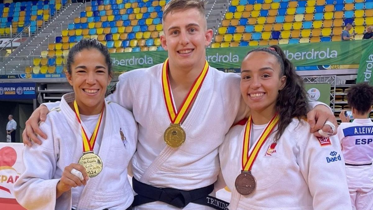 Cristina Cabaña, Luis Nieto y Sara Fernández.