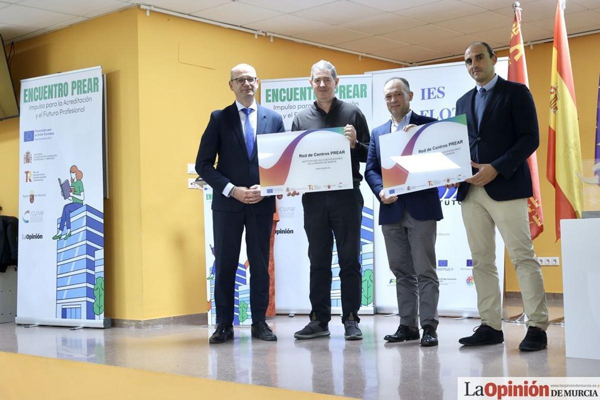 CIFP Escuela de Hostelería y Turismo y Felipe de Borbón.