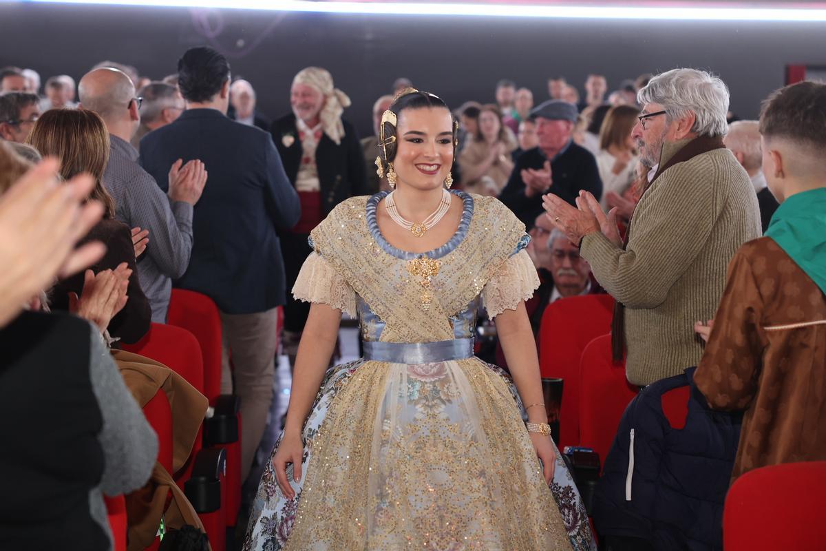Santiago Ballester hace un cameo en la presentación de Na Jordana