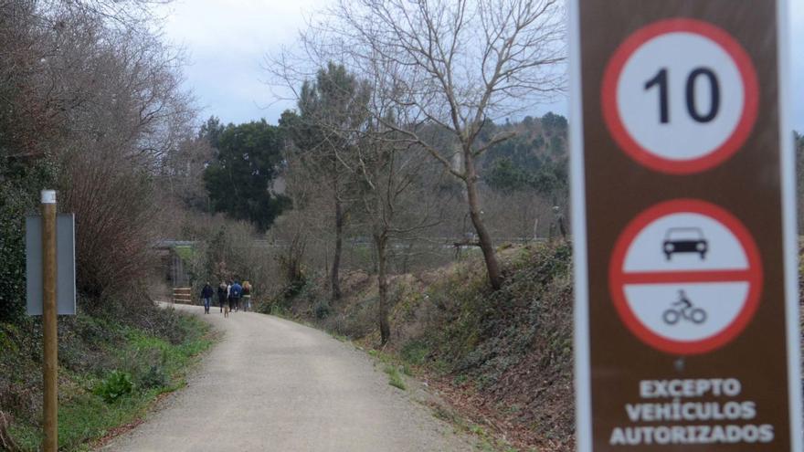 Un tramo de la Vía Verde do Salnés. |   // NOÉ PARGA