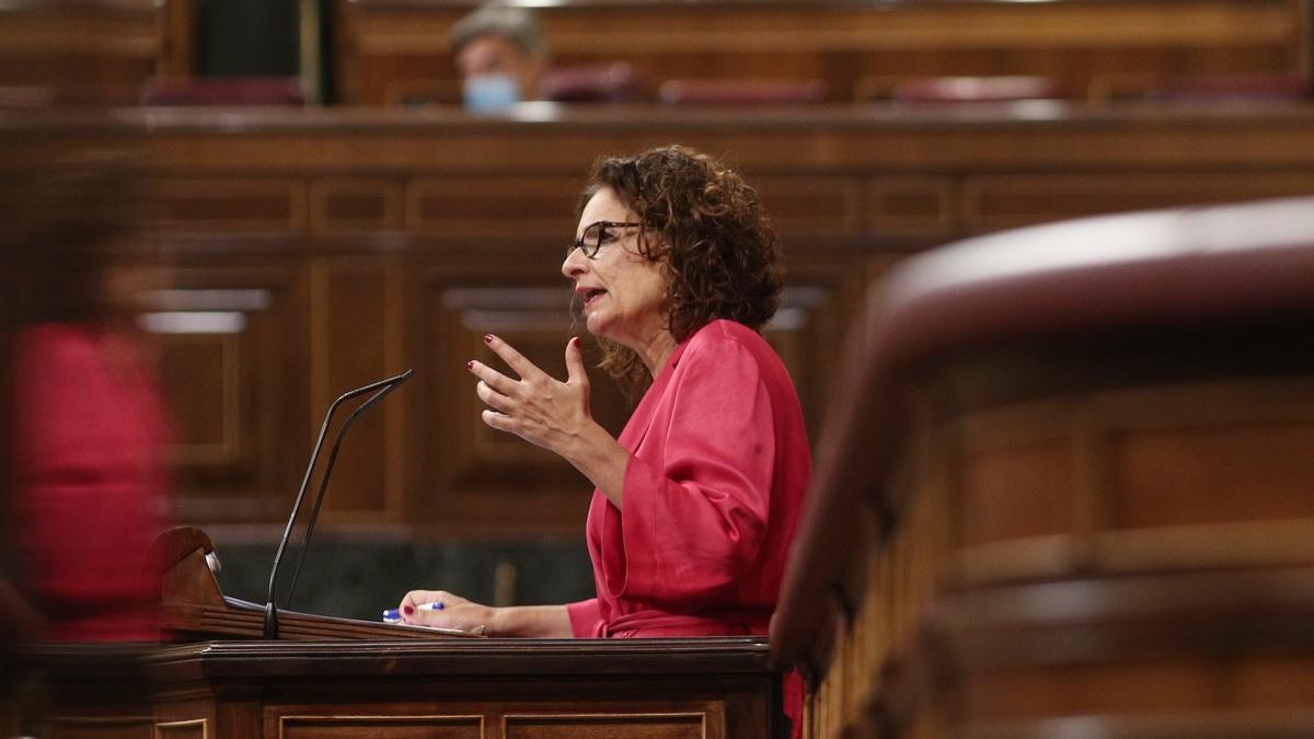 La ministra de Hacienda y portavoz del Gobierno, María Jesús Montero, este 10 de septiembre en el pleno del Congreso.