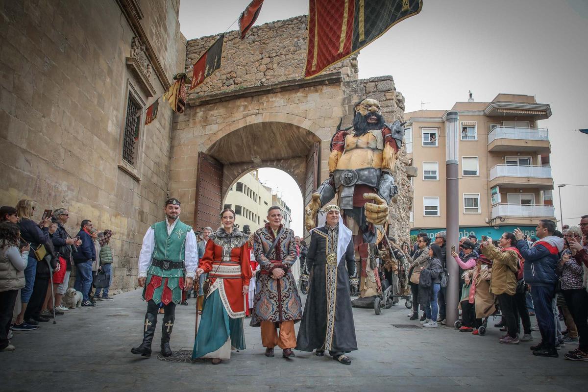 Estas son las mejores imágenes del arranque del Mercado Medieval de Orihuela 2026