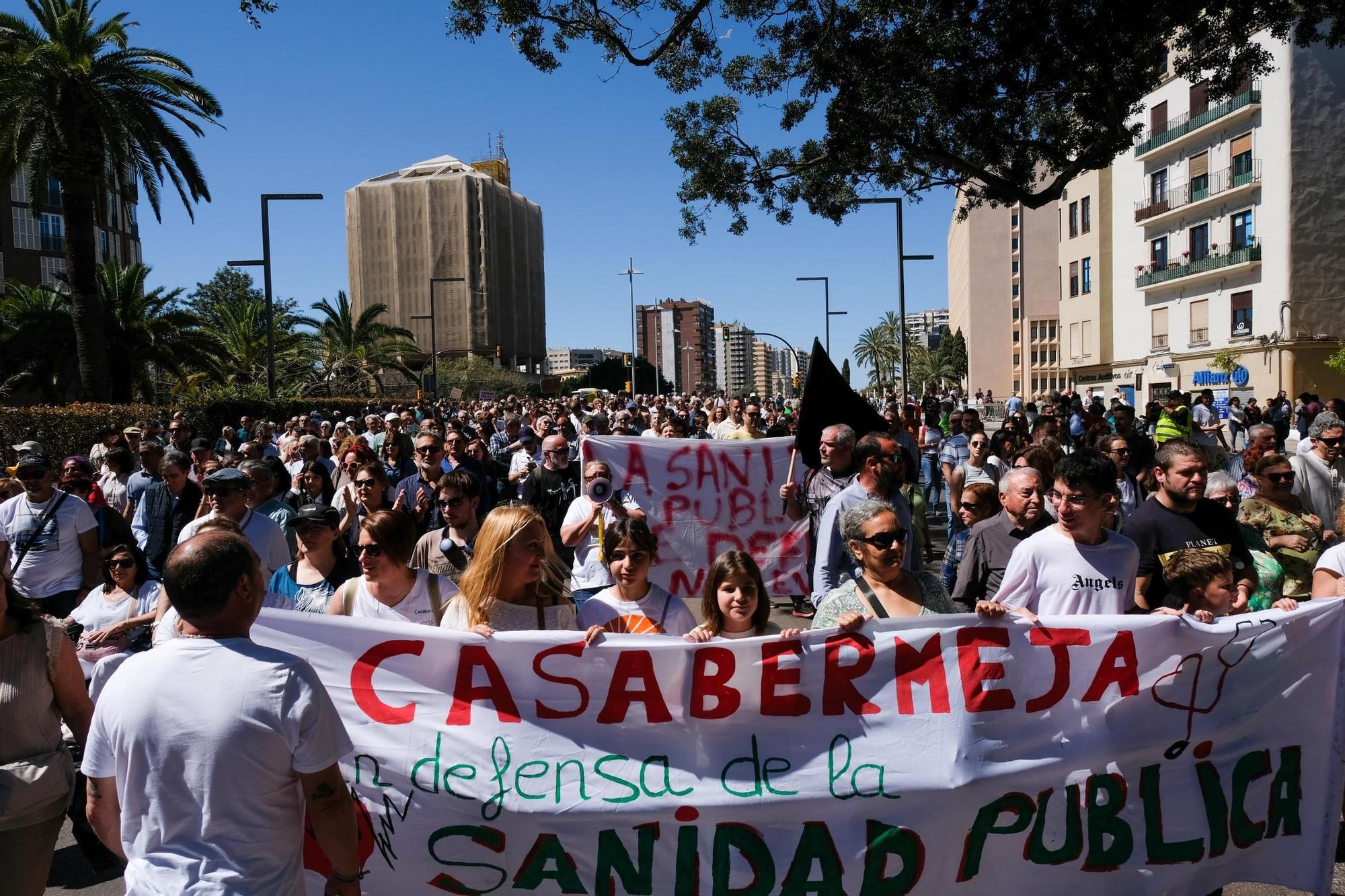 La manifestación en defensa de la Sanidad pública reúne a más de 7.000 personas en Málaga