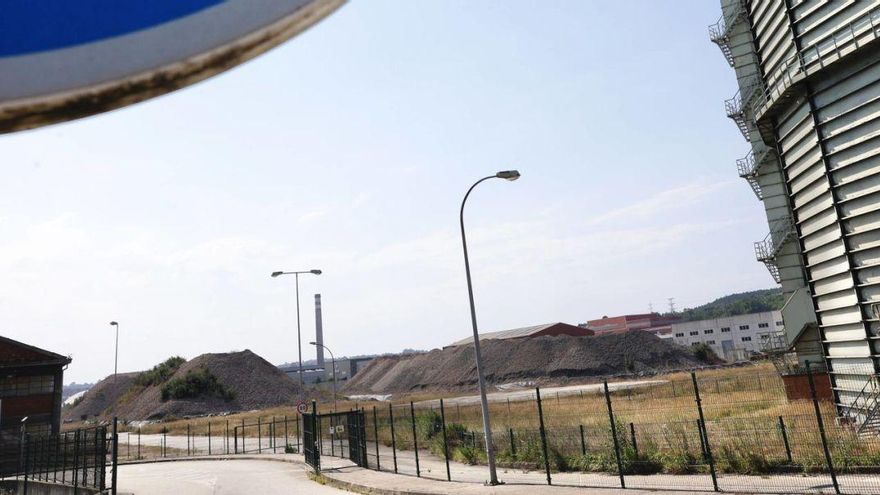La salida de Blanco de Sepides desata la inquietud en la comarca de Avilés