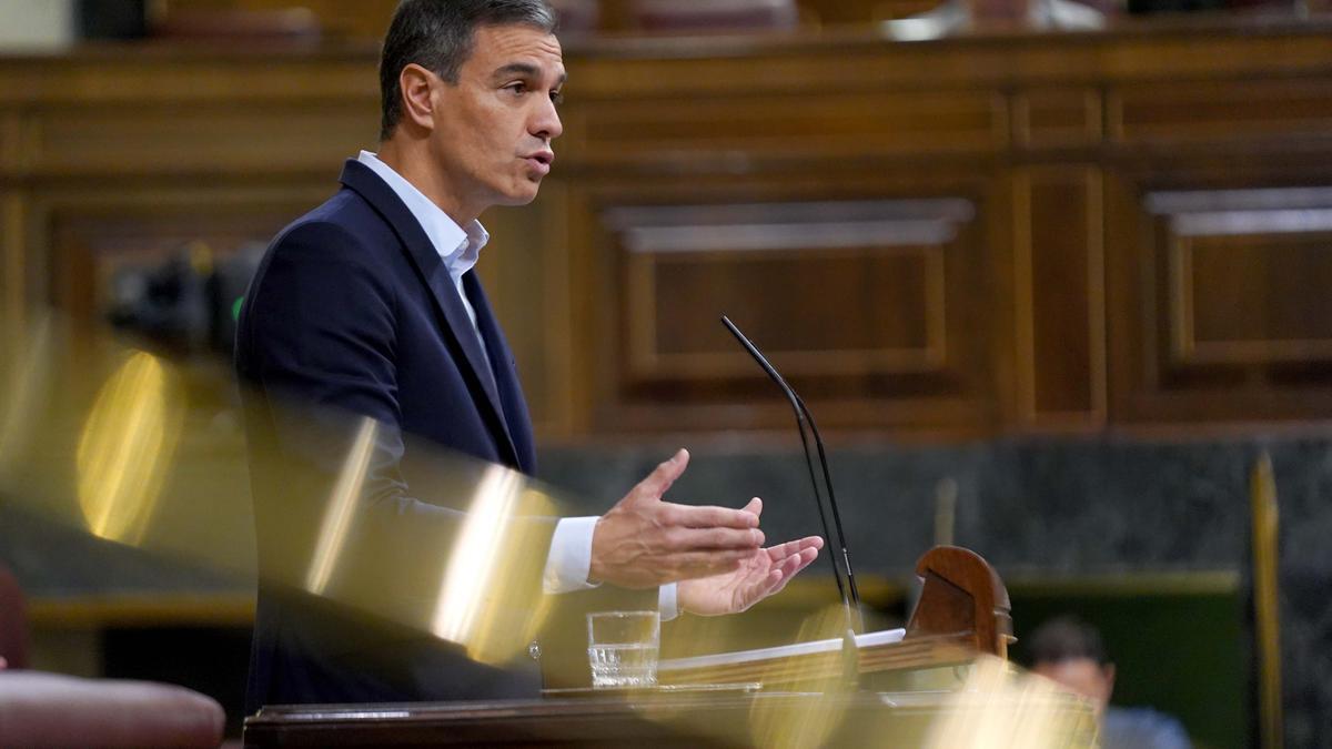 Sánchez anuncia nuevas ayudas de 3.000 millones para rebajar la factura energética al 40% de hogares