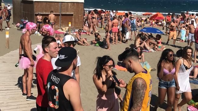 Carnaval de Maspalomas 2017: Fiesta de Carnaval en Playa del Inglés y Entierro de la Sardina