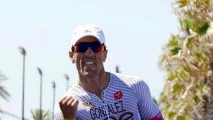 Daniel González, segundo en su grupo de edad en el Ironman de Lanzarote