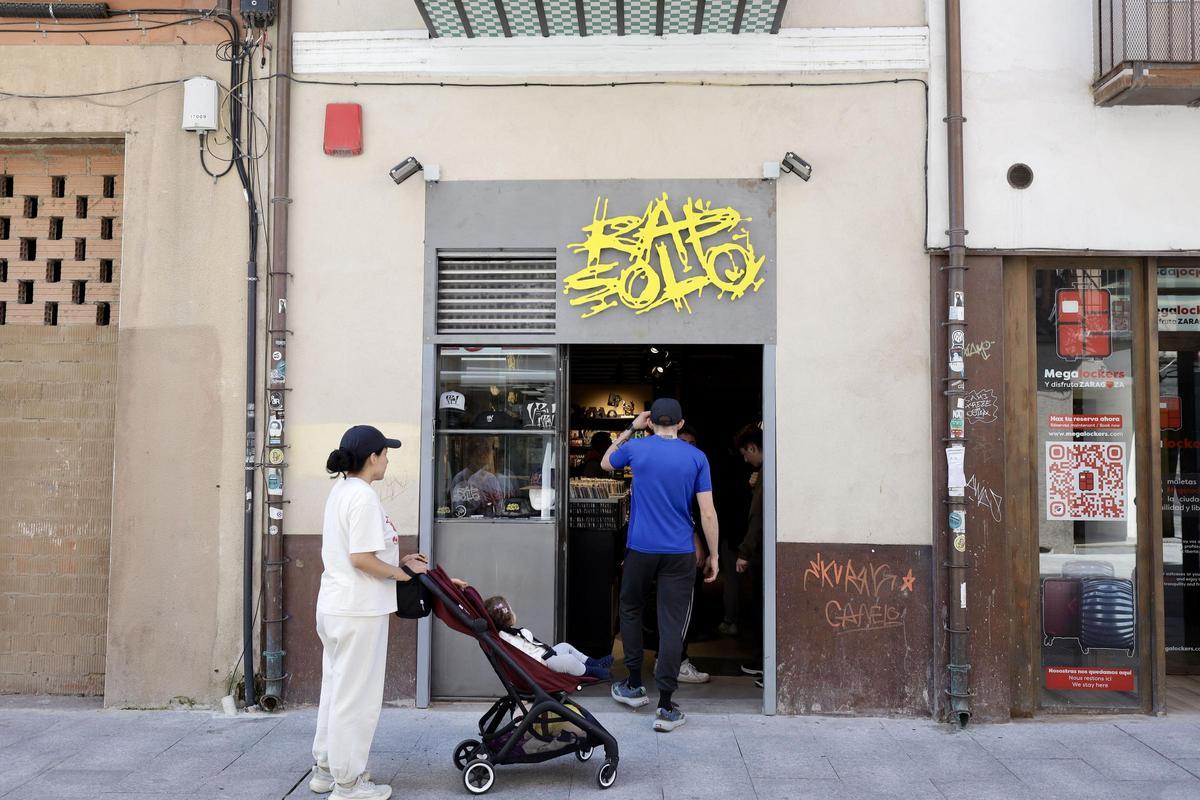 La nueva tienda RapSolo ha abierto sus puertas este lunes.