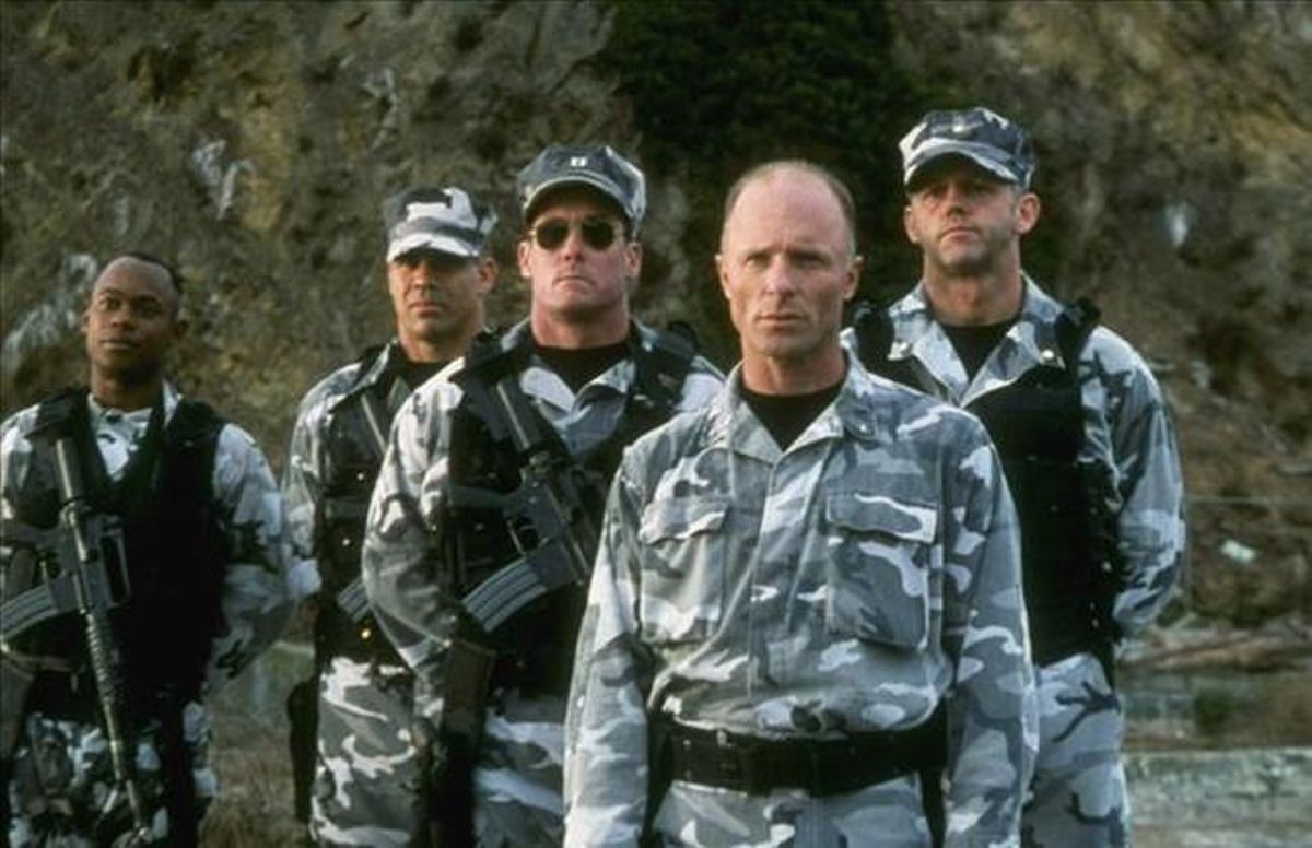Ed Harris, en una escena de ’La roca’. Ed Harris, en una escena de ’La roca’.