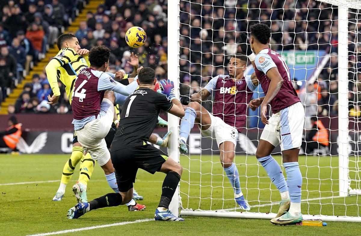 English Premier League - Aston Villa vs Arsenal