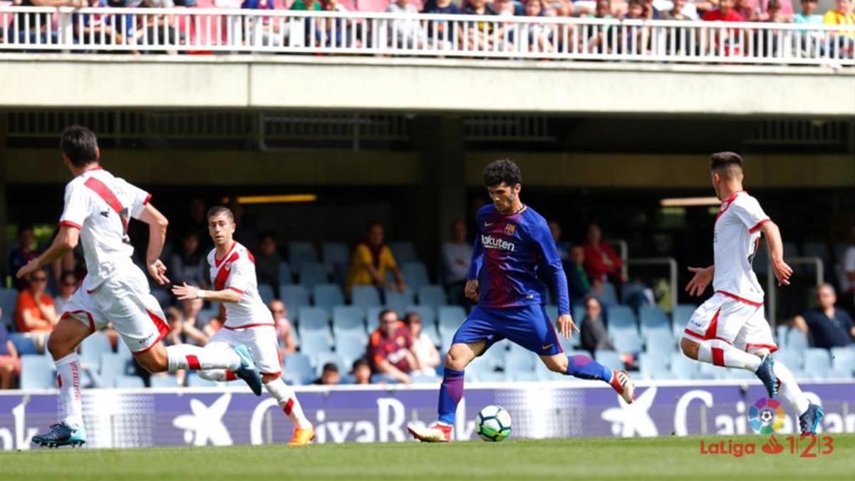 Carles Aleñà intentó tirar del Barça B ante el Rayo Vallecano