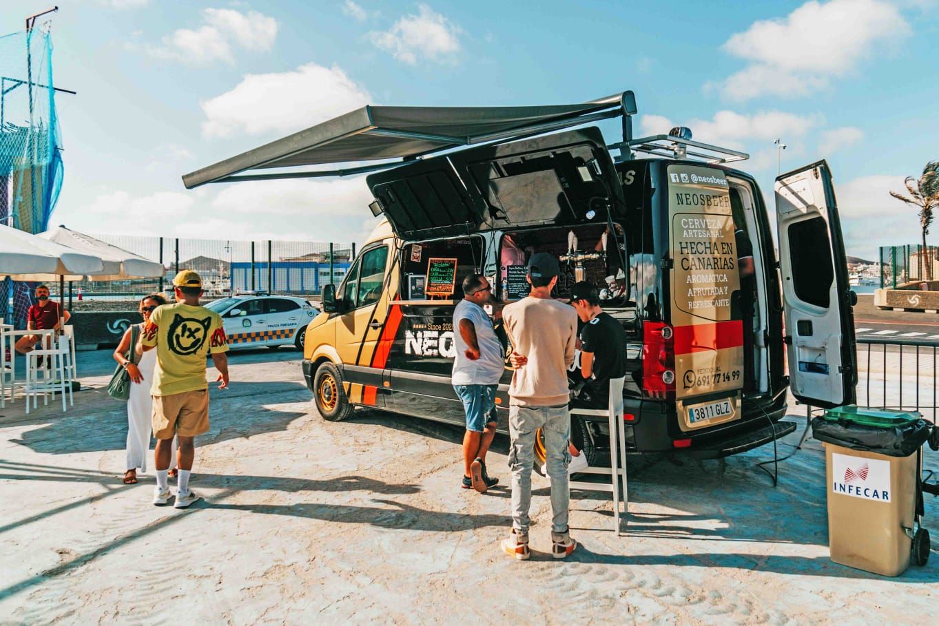 Cerveza artesanal Neos, fabricada en Agüimes