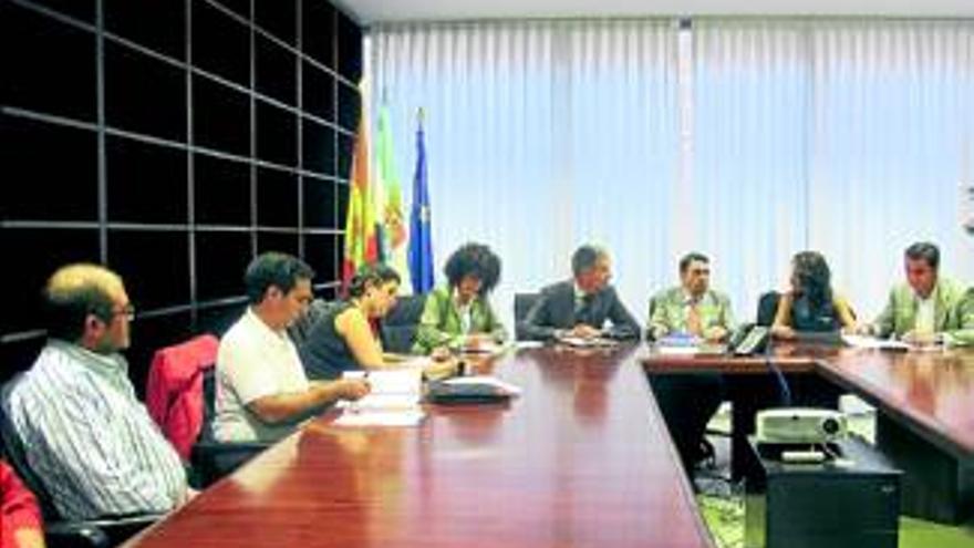 La Junta creará una comisión técnica para abordar la silicosis