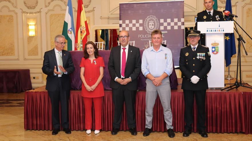 La Policía Local de Lucena entrega sus distinciones a agentes y vecinos