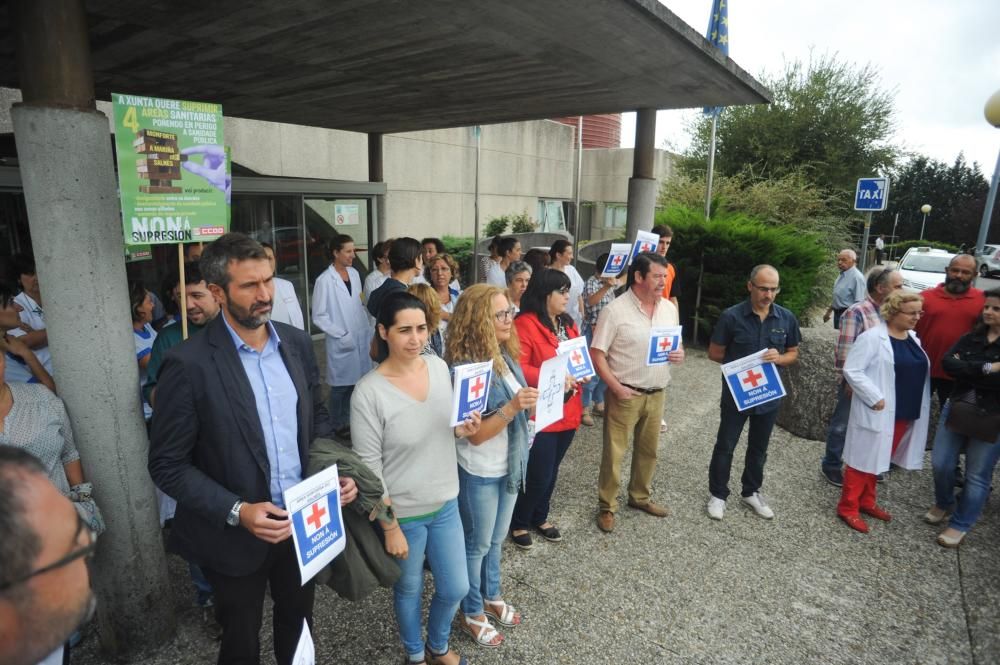 Trabajadores de salud se movilizan en O Salnés contra la pérdida del área sanitaria