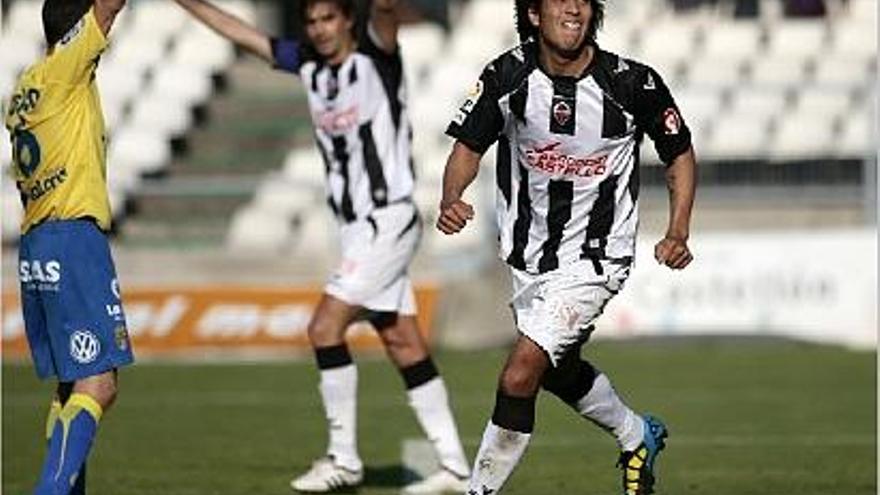 Ulloa celebra un gol ante Las Palmas esta temporada.