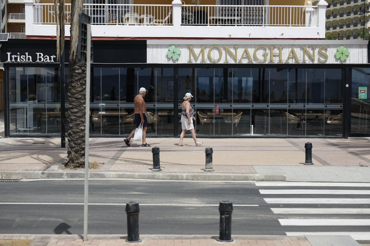 Bar irlandés en el paseo marítimo de Fuengirola donde fallecieron dos mafiosos de un clan escoces, tiroteados por un sicario contratado por un clan rival.