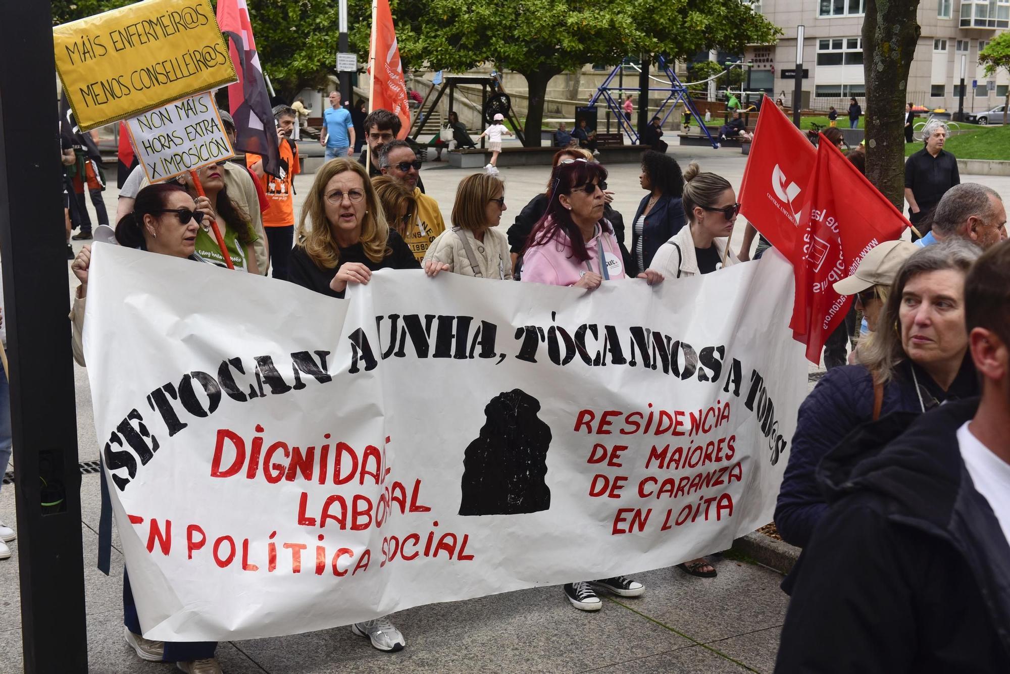 1 de mayo en A Coruña: manifestación de CUT, junto a CGT y CNT