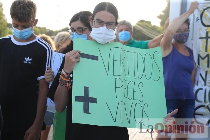 Protesta contra el estado del Mar Menor