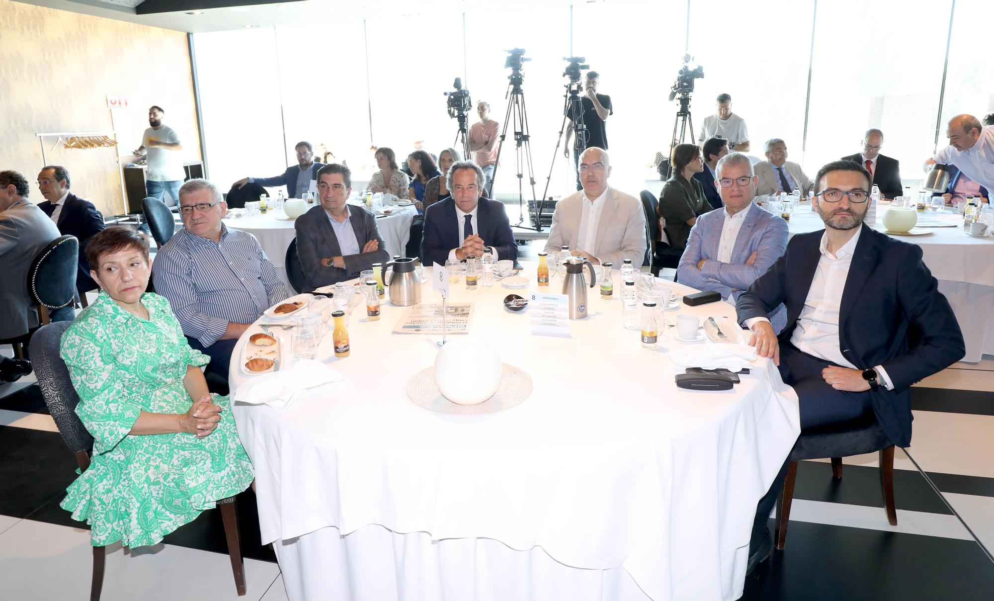 GALERÍA | Desayuno-coloquio con Javier Lambán, organizado por EL PERIÓDICO DE ARAGÓN