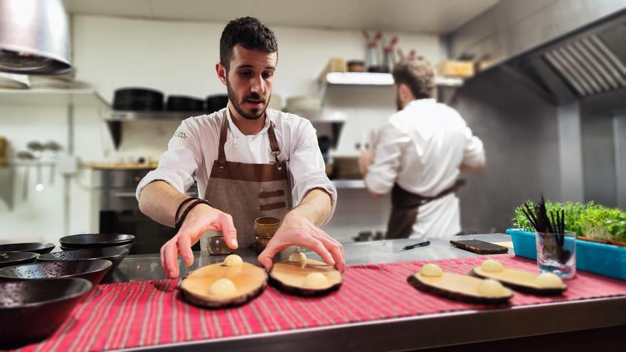 La primera estrella Michelin de las Cuencas Mineras la tiene Xune Andrade, un chef de 34 años con los pies en el suelo