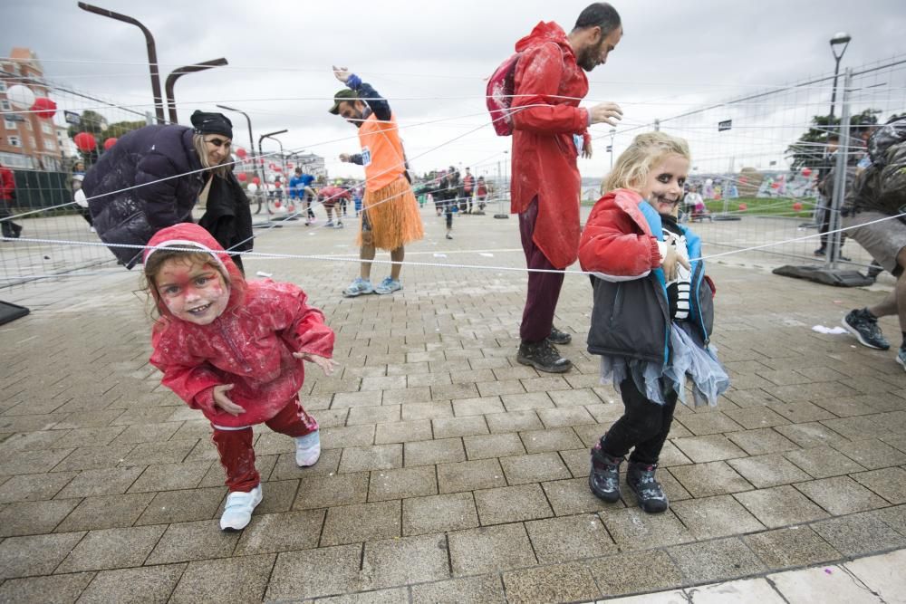 Más de 9.000 personas participan en la sexta Carrera ENKI en A Coruña.