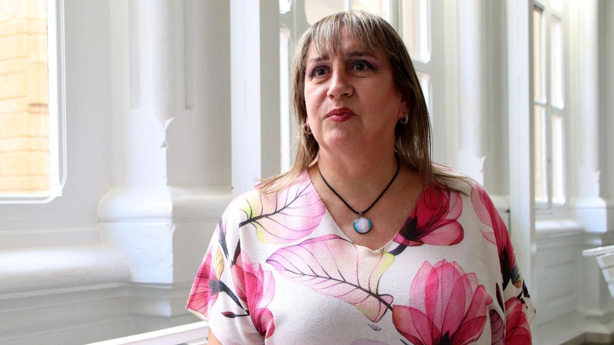 Sílvia Pérez-Pallarès, una mujer trans que se sometió a una glotoplastia para tener voz femenina