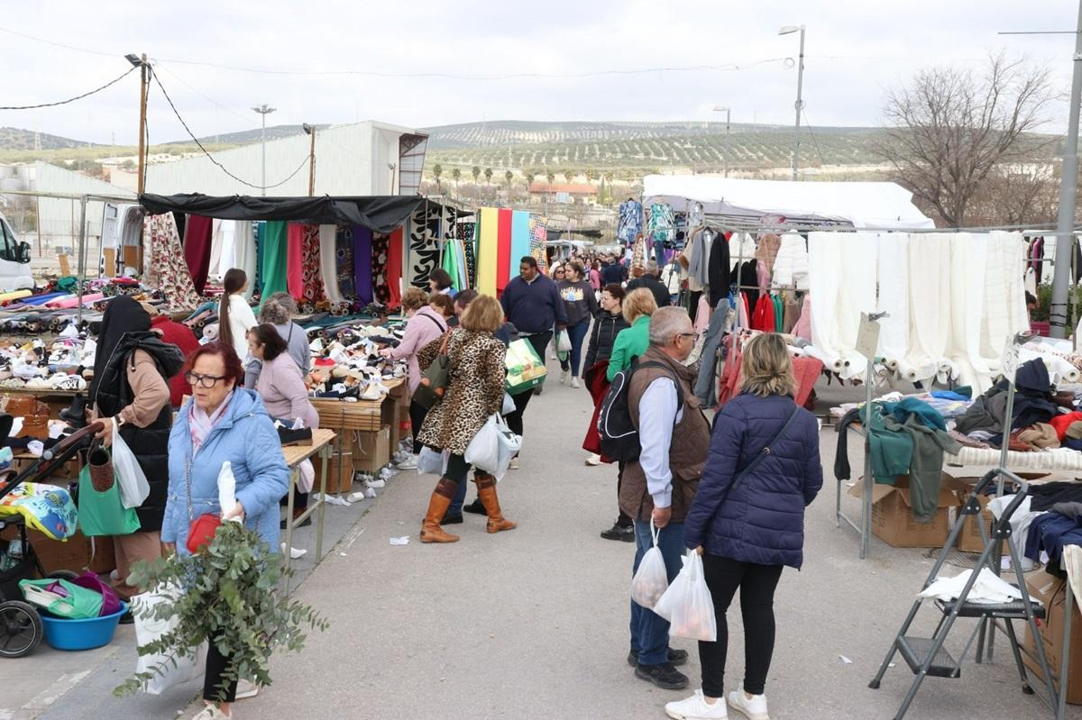 Mercadillo de Lucena.